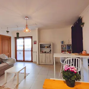 https://accogliente-bilocale-vicino-metro-b-per-il-colosseo.it-romehotels.com